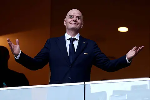 الوجه الأكثر جدلًا في كأس العالم.. كيف صنع إنفانتينو نفوذه قبل رئاسة فيفا؟